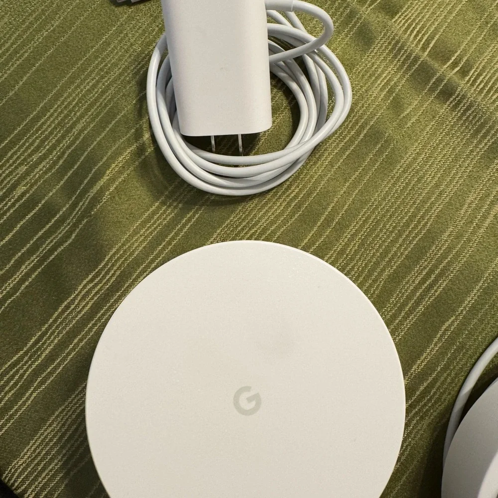 Google Mesh Network System in White
